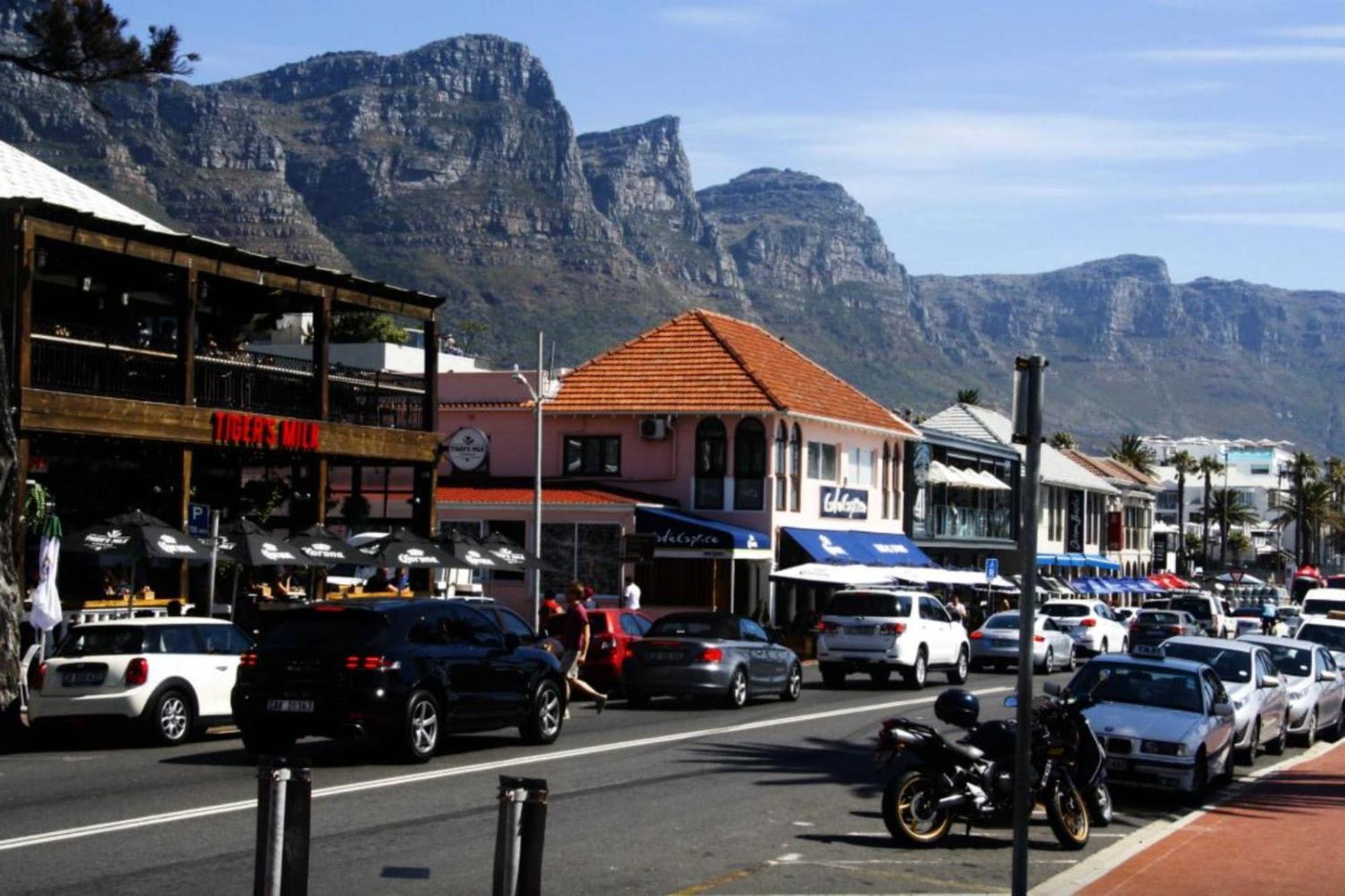 Chung cư 0 m² 2 phòng ngủ, 1 phòng tắm riêng ở Vịnh Camps Cape Town Ngoại thất bức ảnh