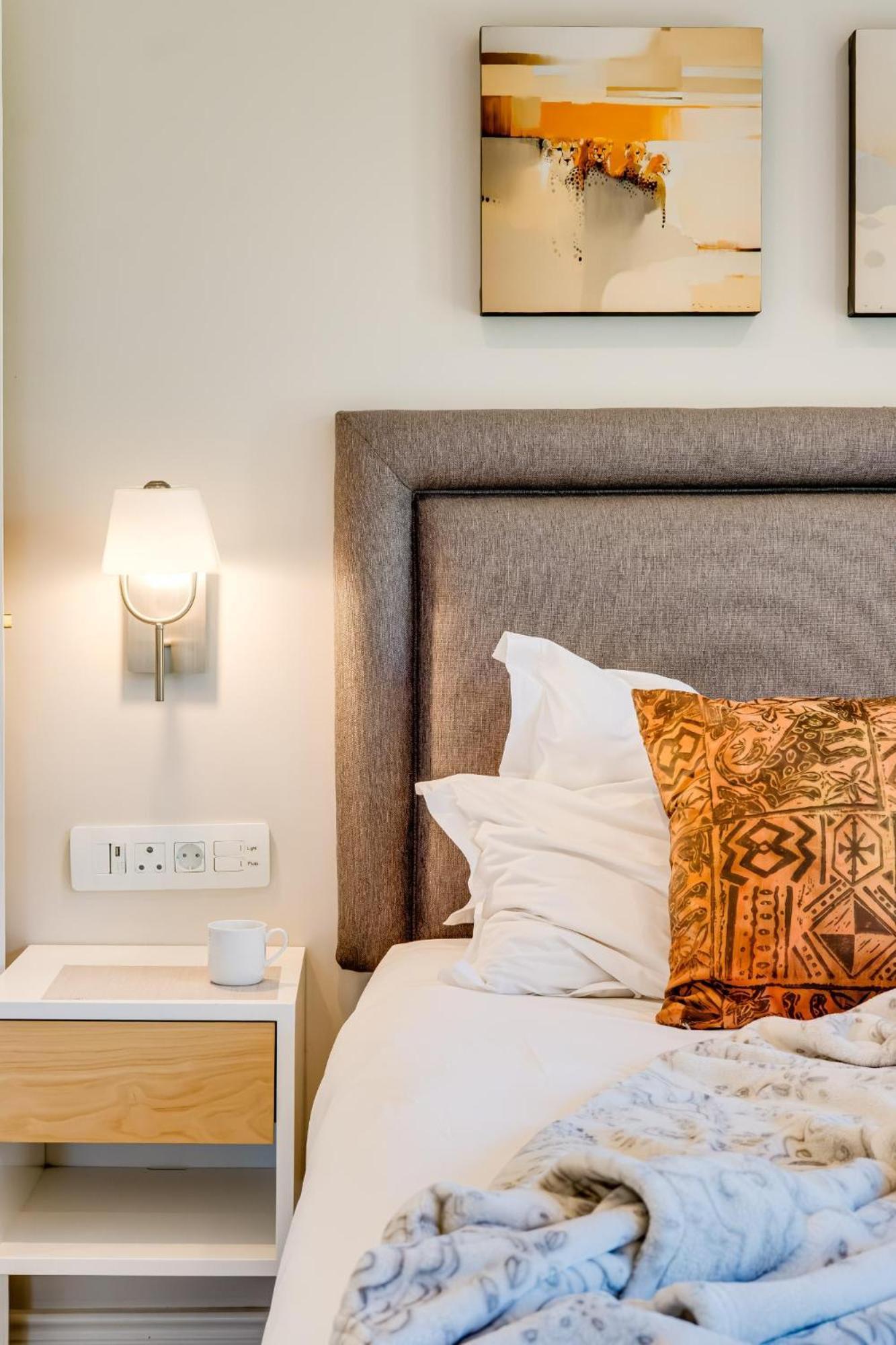 Chung cư 0 m² 2 phòng ngủ, 1 phòng tắm riêng ở Vịnh Camps Cape Town Ngoại thất bức ảnh