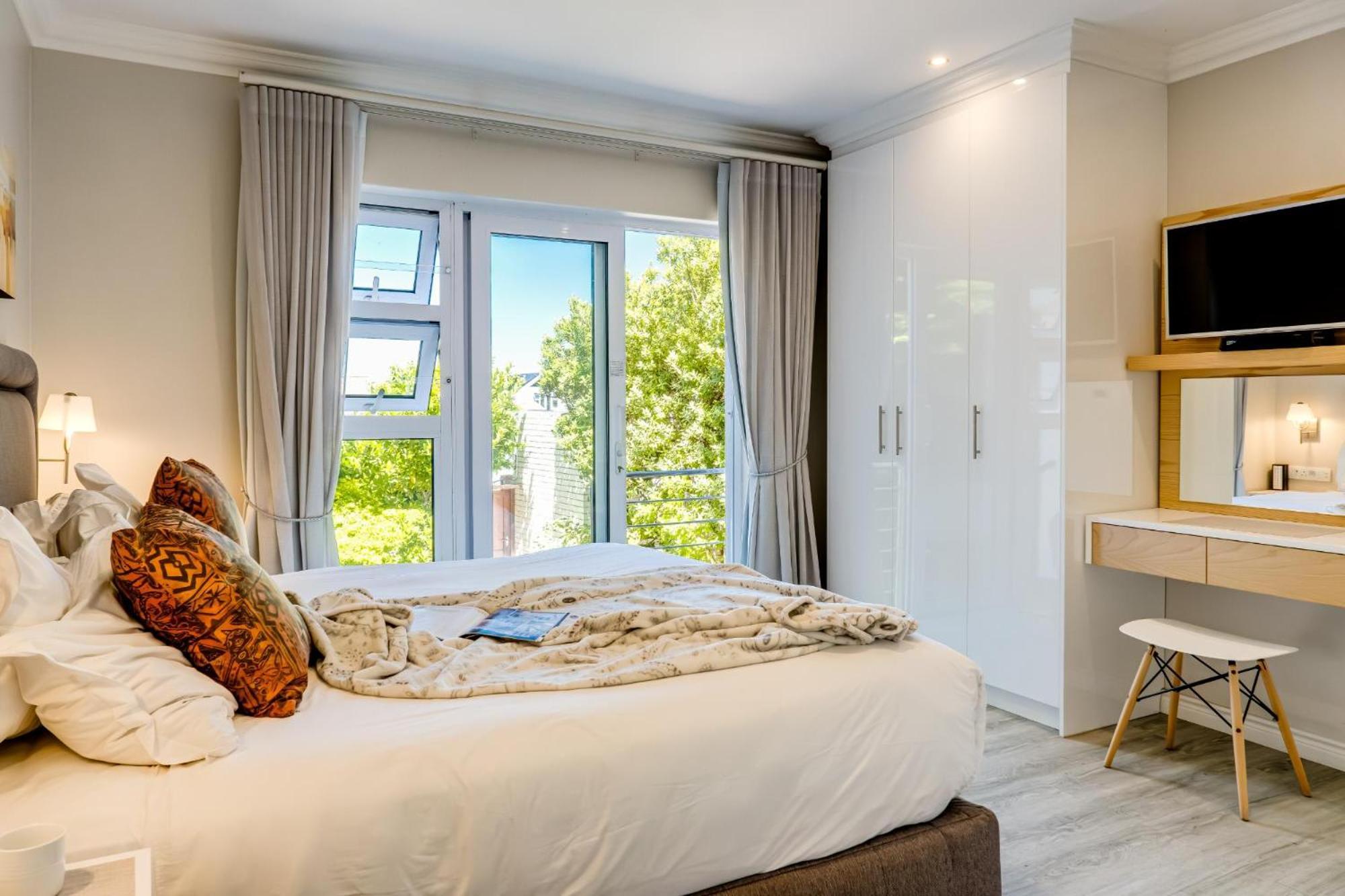 Chung cư 0 m² 2 phòng ngủ, 1 phòng tắm riêng ở Vịnh Camps Cape Town Ngoại thất bức ảnh