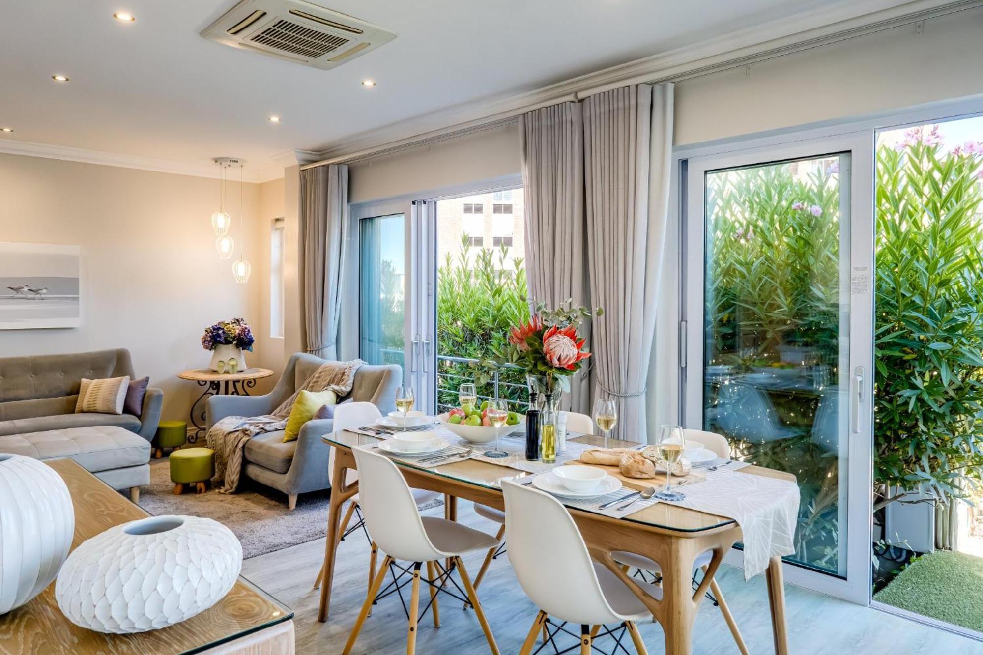 Chung cư 0 m² 2 phòng ngủ, 1 phòng tắm riêng ở Vịnh Camps Cape Town Ngoại thất bức ảnh